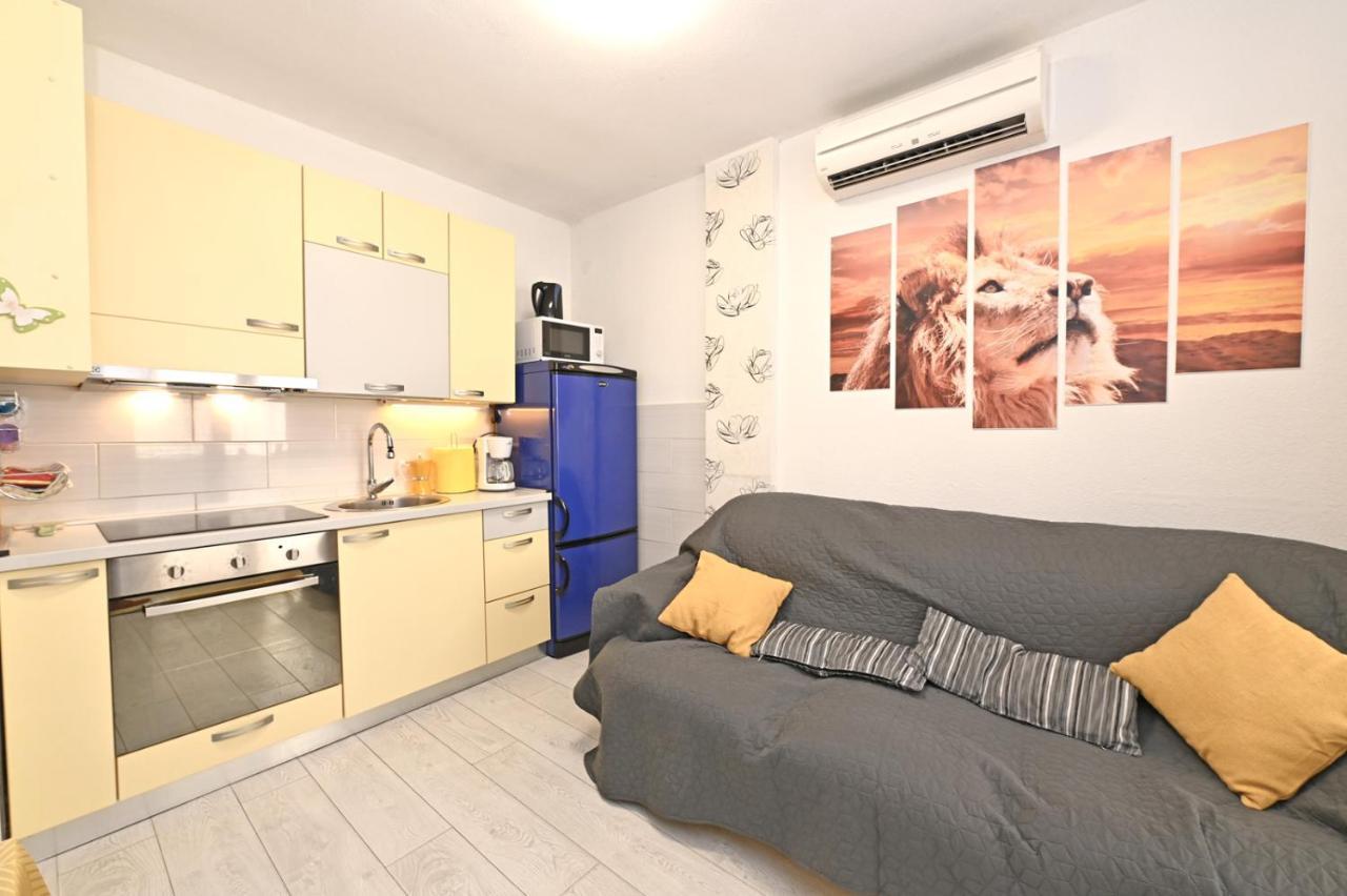 Apartamento Apartman Blaz Poreč Exterior foto